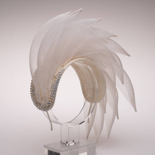 Tidal Wave Fascinator