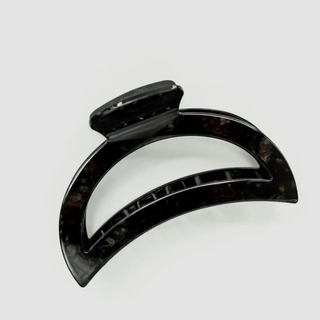 Crescent Claw