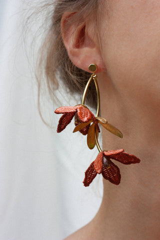 Asymmetrical Tiaré Earrings