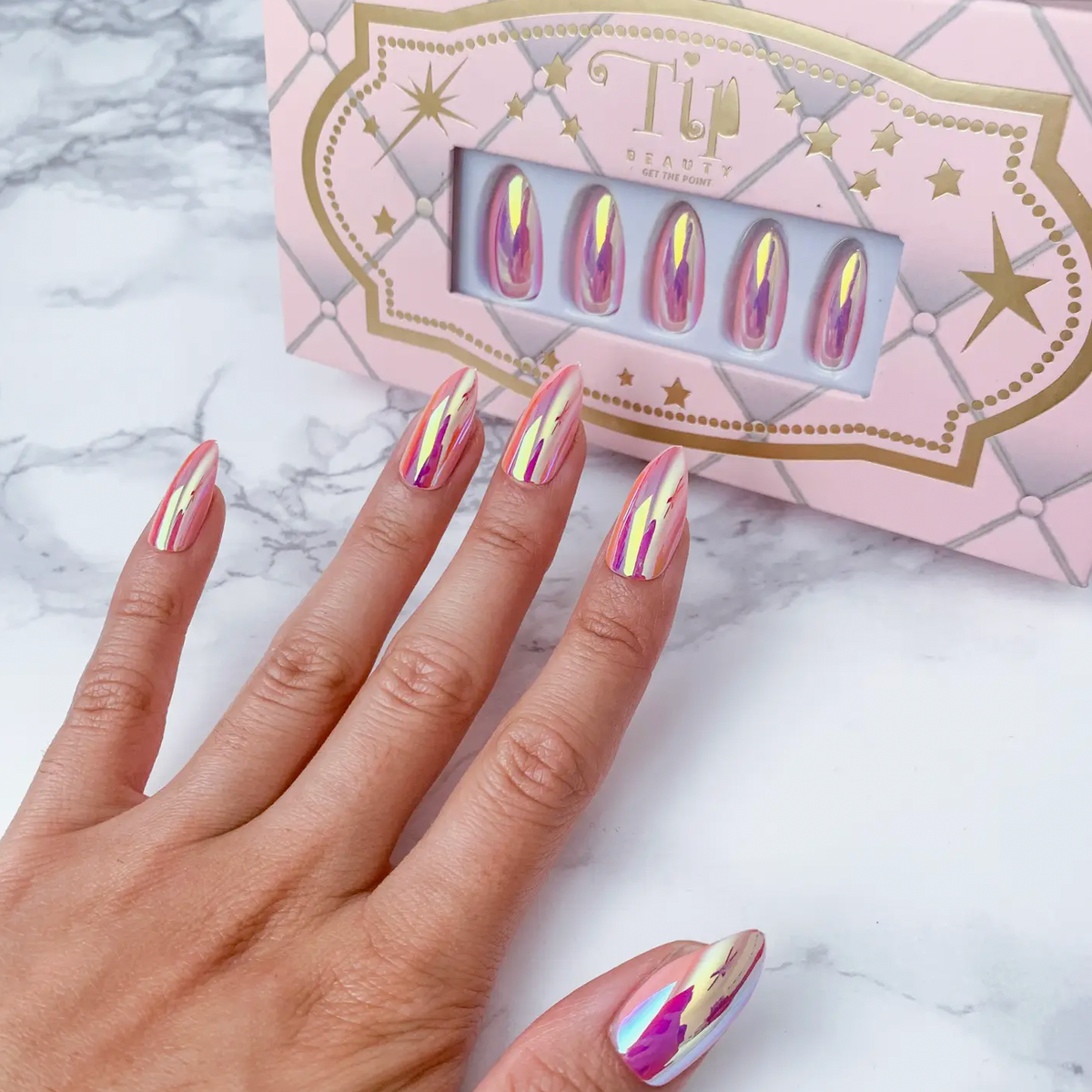 coquette nails with charms｜TikTok Search