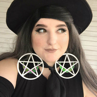 Earring Society Subscription: The Mystic