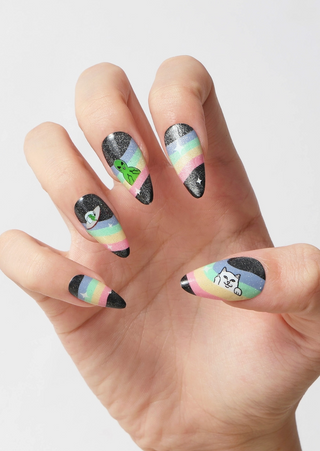 Spaced out - Press-on Nails