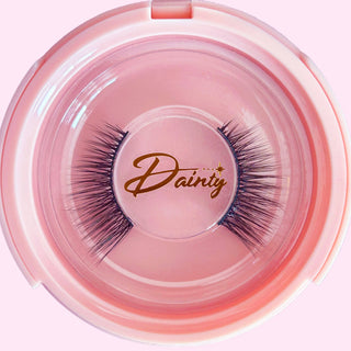 Dafna Poodle Collection: Lashes in Compact