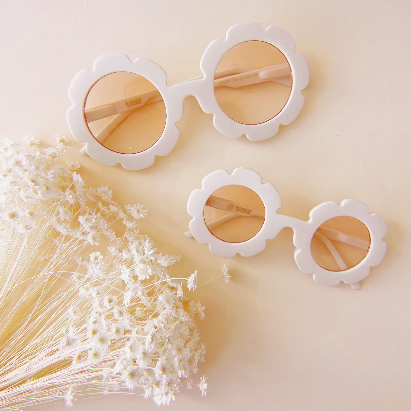 Round flower sunglasses sales