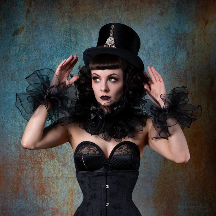 Luxe Pierrot Clown Ruff (Black, White or Ivory)