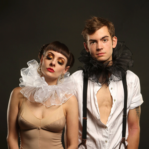Luxe Pierrot Clown Ruff (Black, White or Ivory)