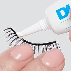 Eyelashes with glue deals
