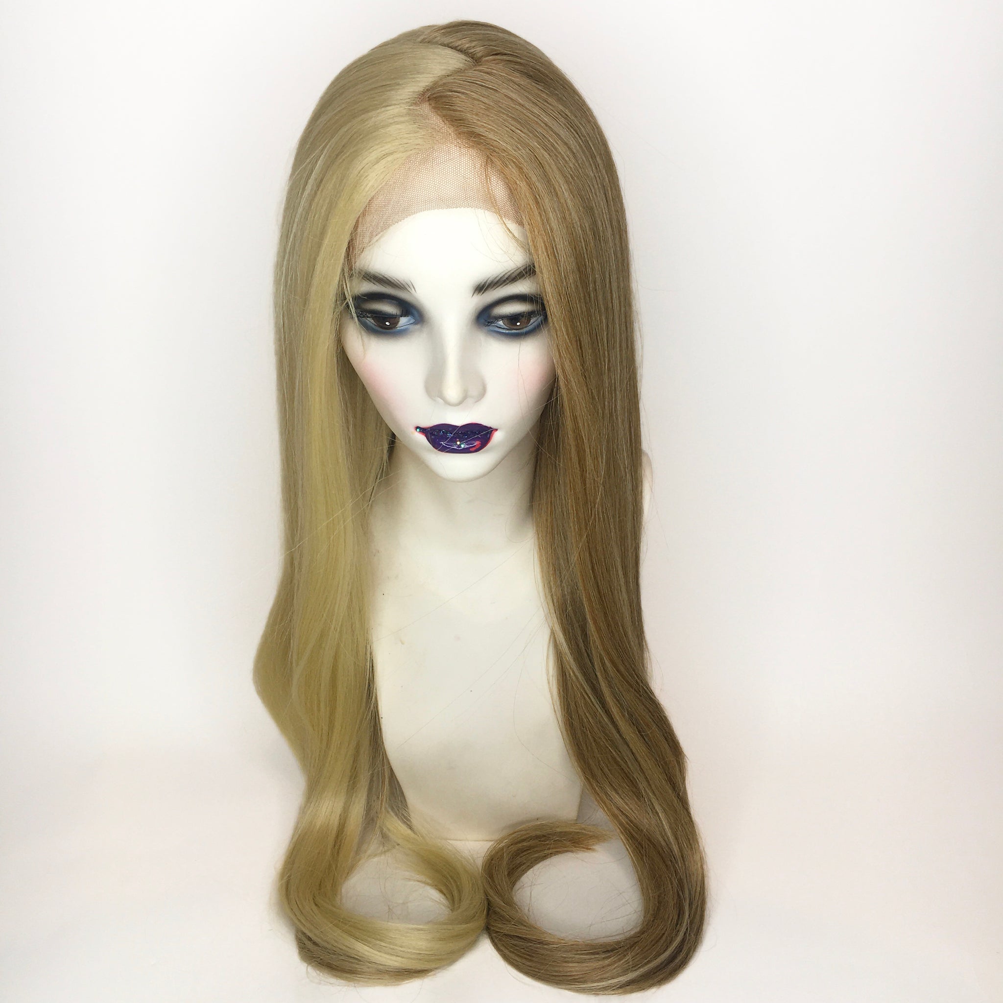 Lilith (lace front + heat safe)